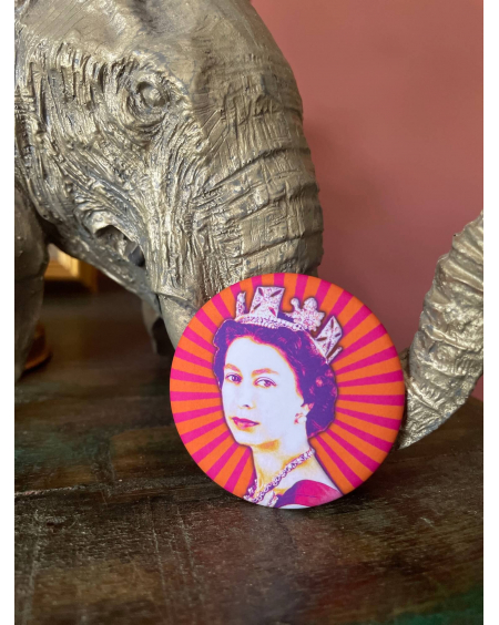 Badge Queen Elizabeth 8