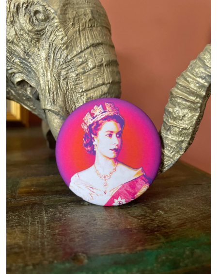 Badge Queen Elizabeth 14